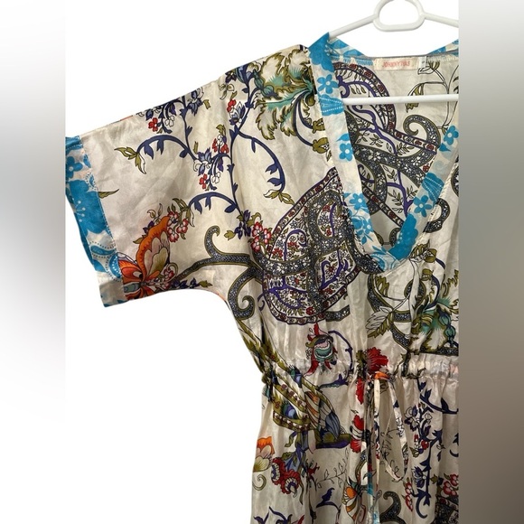 Johnny Was Ivory Floral Silk Short Sleeve V Neck Tunic Top Women’s S - Picture 2 of 7
